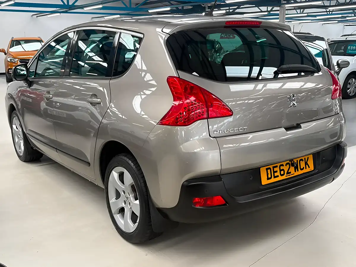 Used 2012 Peugeot 3008 Active Grey - Interior and Exterior details 9