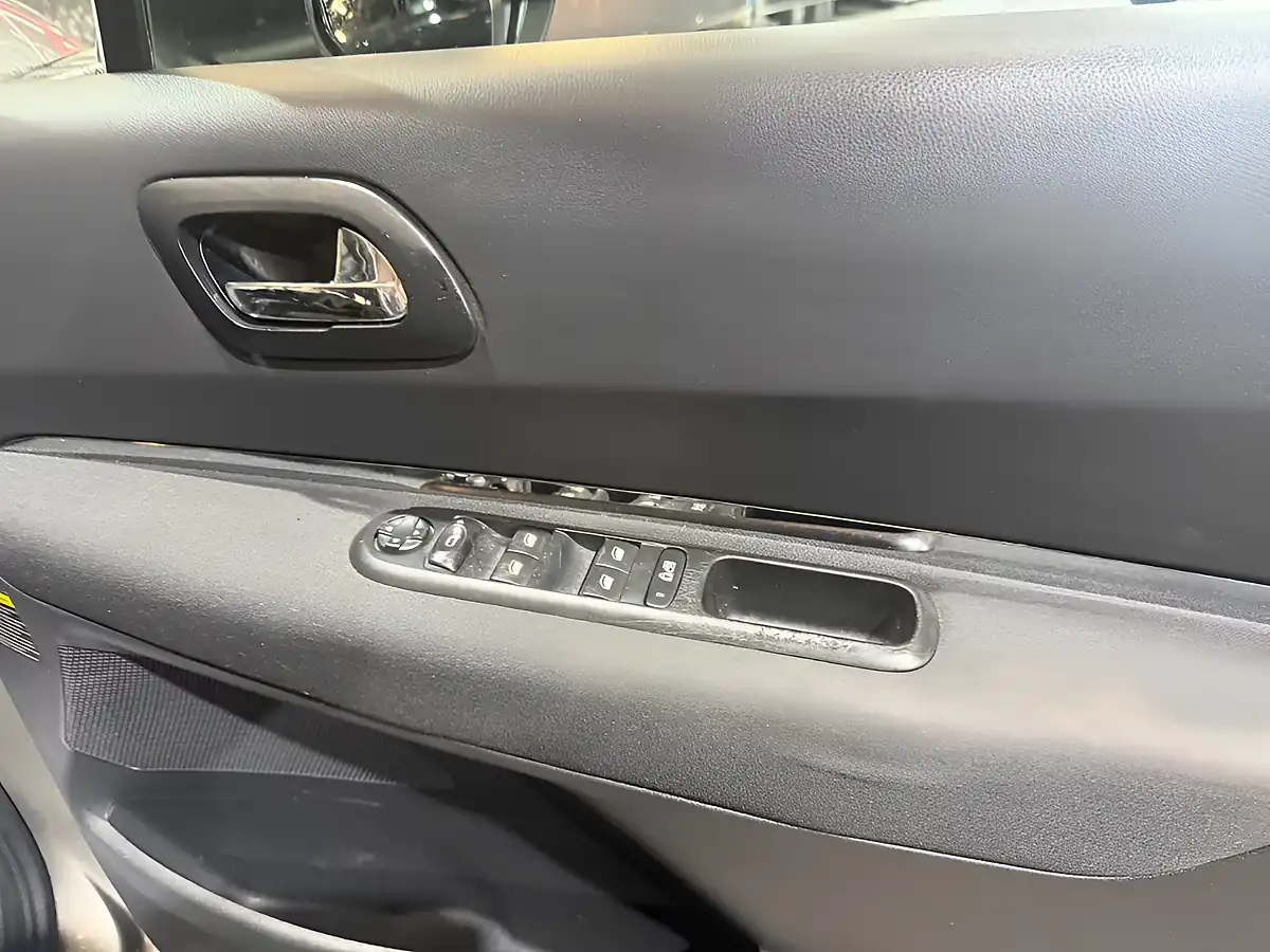Used 2012 Peugeot 3008 Active Grey - Interior and Exterior details 18