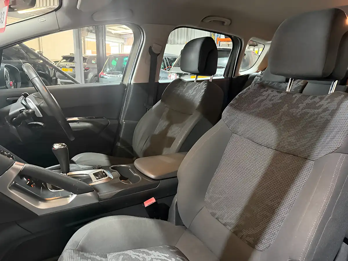Used 2012 Peugeot 3008 Active Grey - Interior and Exterior details 9