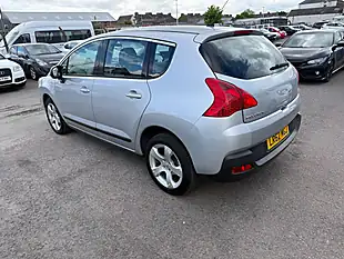 Used 2012 Peugeot 3008 Active Silver - Interior and Exterior details 7