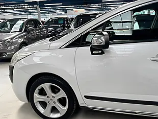 Used 2012 Peugeot 3008 Allure Egc White - Interior and Exterior details 20