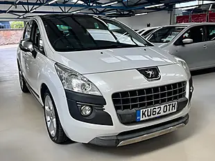 Used 2012 Peugeot 3008 Allure Egc White - Interior and Exterior details 5