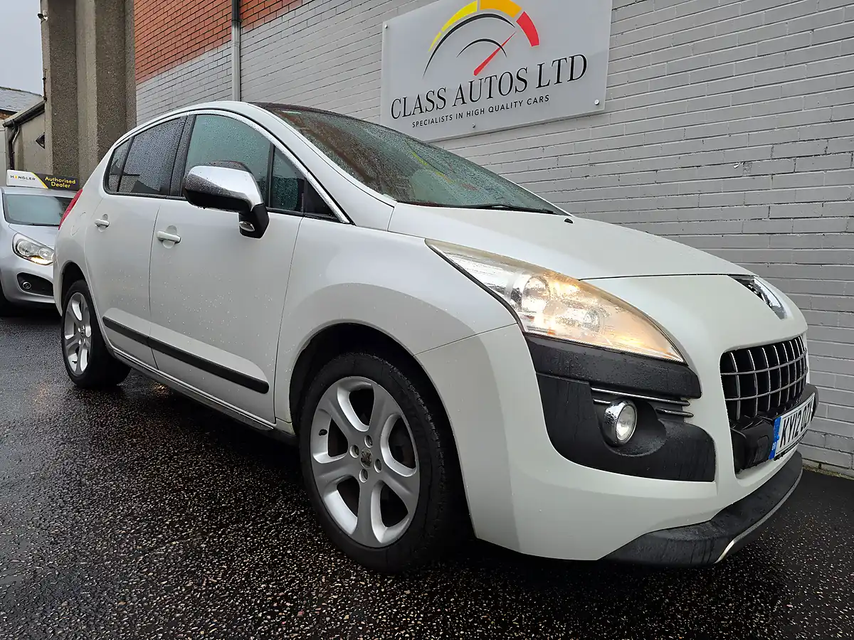 Used 2012 Peugeot 3008 Allure Egc White - Interior and Exterior details 5