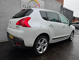 Used 2012 Peugeot 3008 Allure Egc White - Interior and Exterior details 9