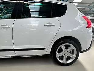 Used 2012 Peugeot 3008 Allure White - Interior and Exterior details 10