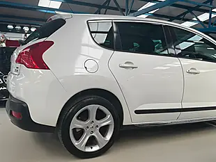 Used 2012 Peugeot 3008 Allure White - Interior and Exterior details 20