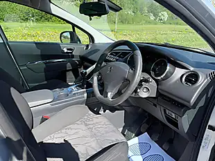 Used 2012 Peugeot 3008 Exclusive Silver - Interior and Exterior details 11