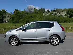 Used 2012 Peugeot 3008 Exclusive Silver - Interior and Exterior details 4