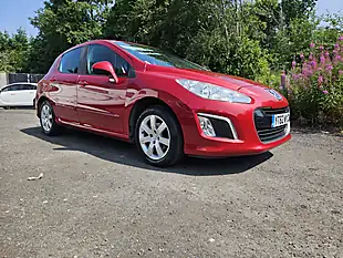 Used 2012 Peugeot 308 Active Red - Interior and Exterior details 3