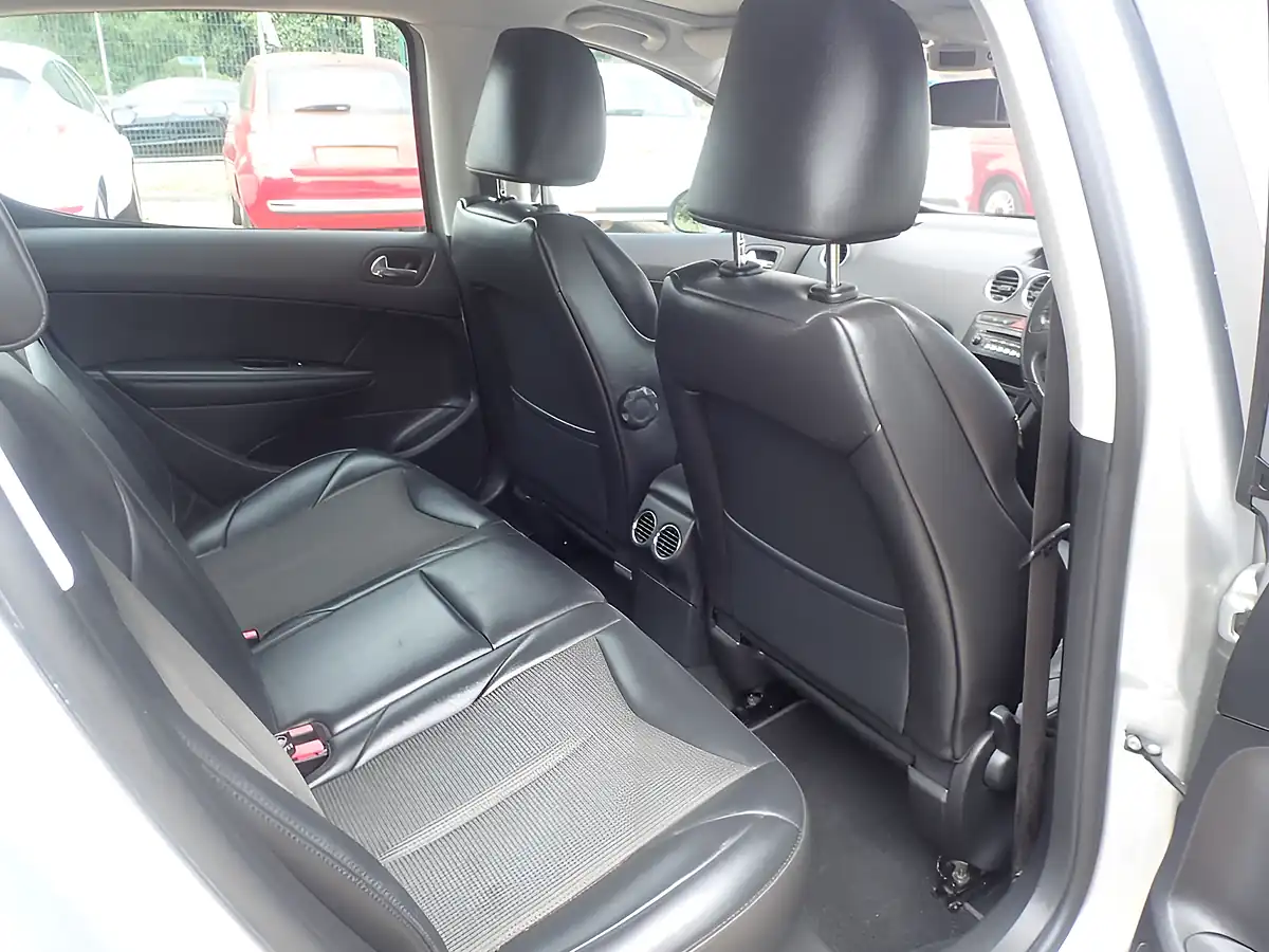 Used 2012 Peugeot 308 Allure Silver - Interior and Exterior details 13