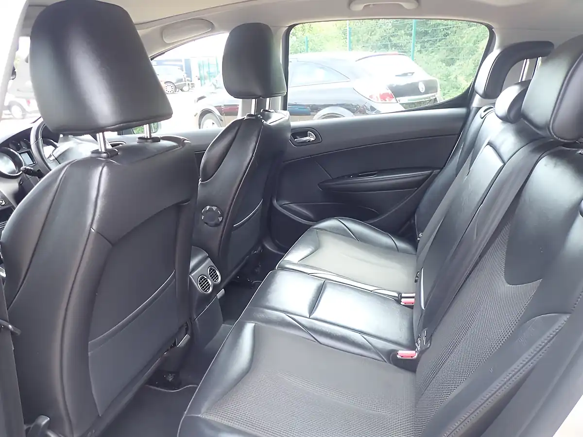 Used 2012 Peugeot 308 Allure Silver - Interior and Exterior details 15
