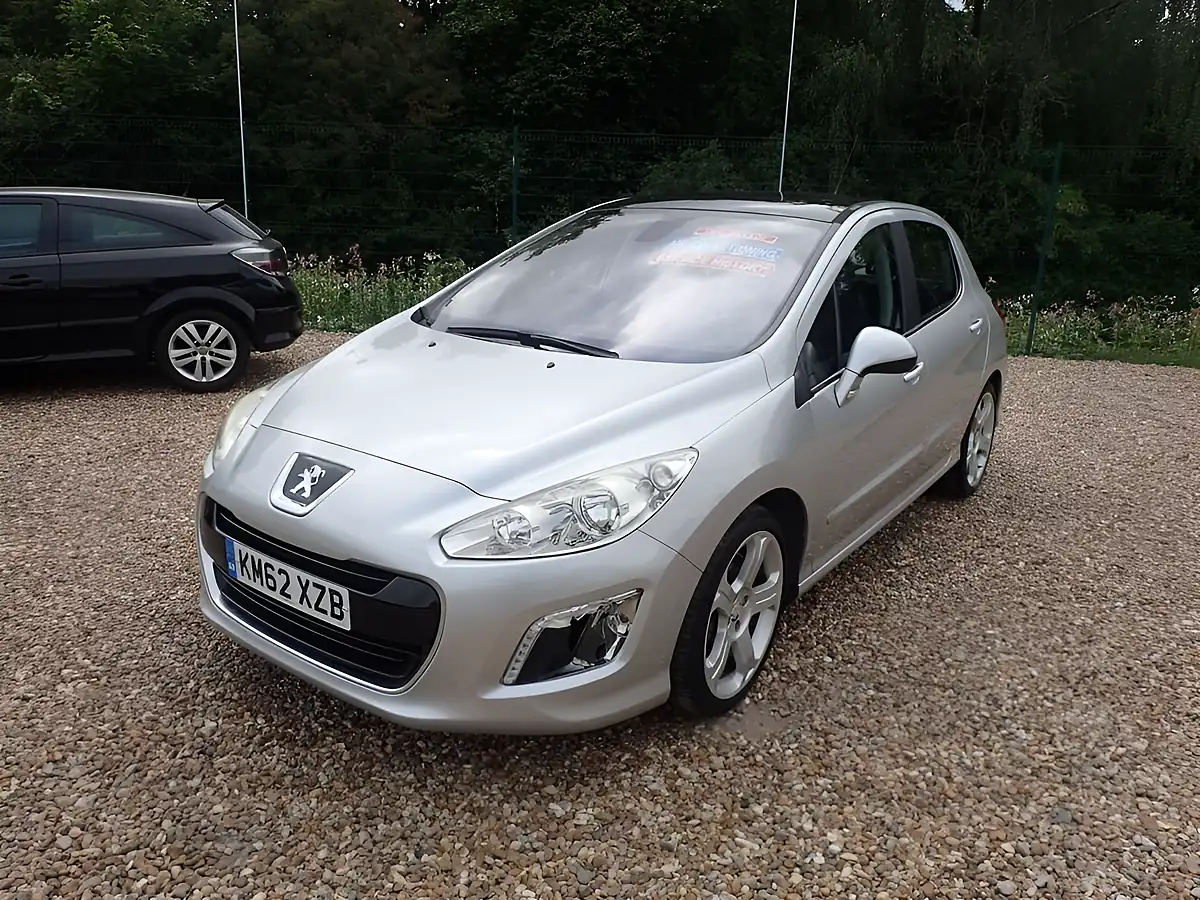 Used 2012 Peugeot 308 Allure Silver - Interior and Exterior details 3