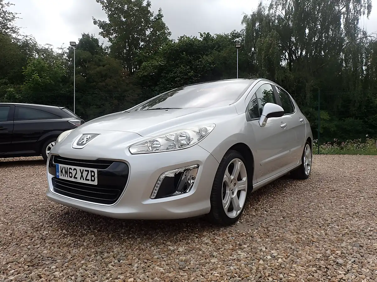 Used 2012 Peugeot 308 Allure Silver - Interior and Exterior details 4