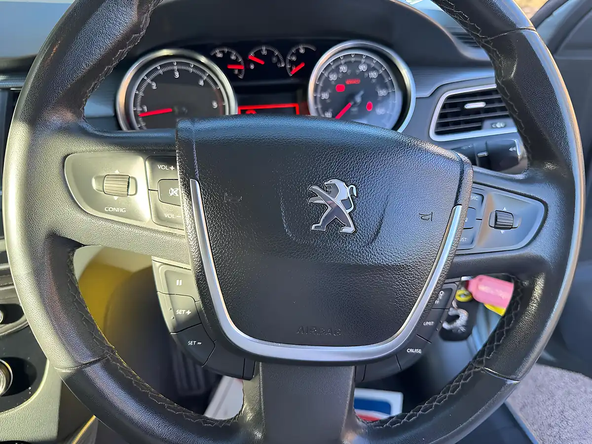 Used 2012 Peugeot 508 Active Blue - Interior and Exterior details 11
