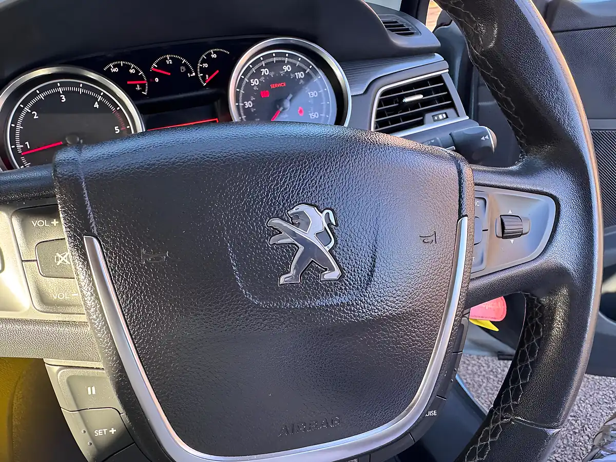 Used 2012 Peugeot 508 Active Blue - Interior and Exterior details 15