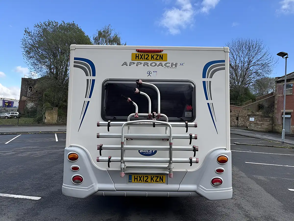Used 2012 Peugeot 760 Hgv White - Interior and Exterior details 13