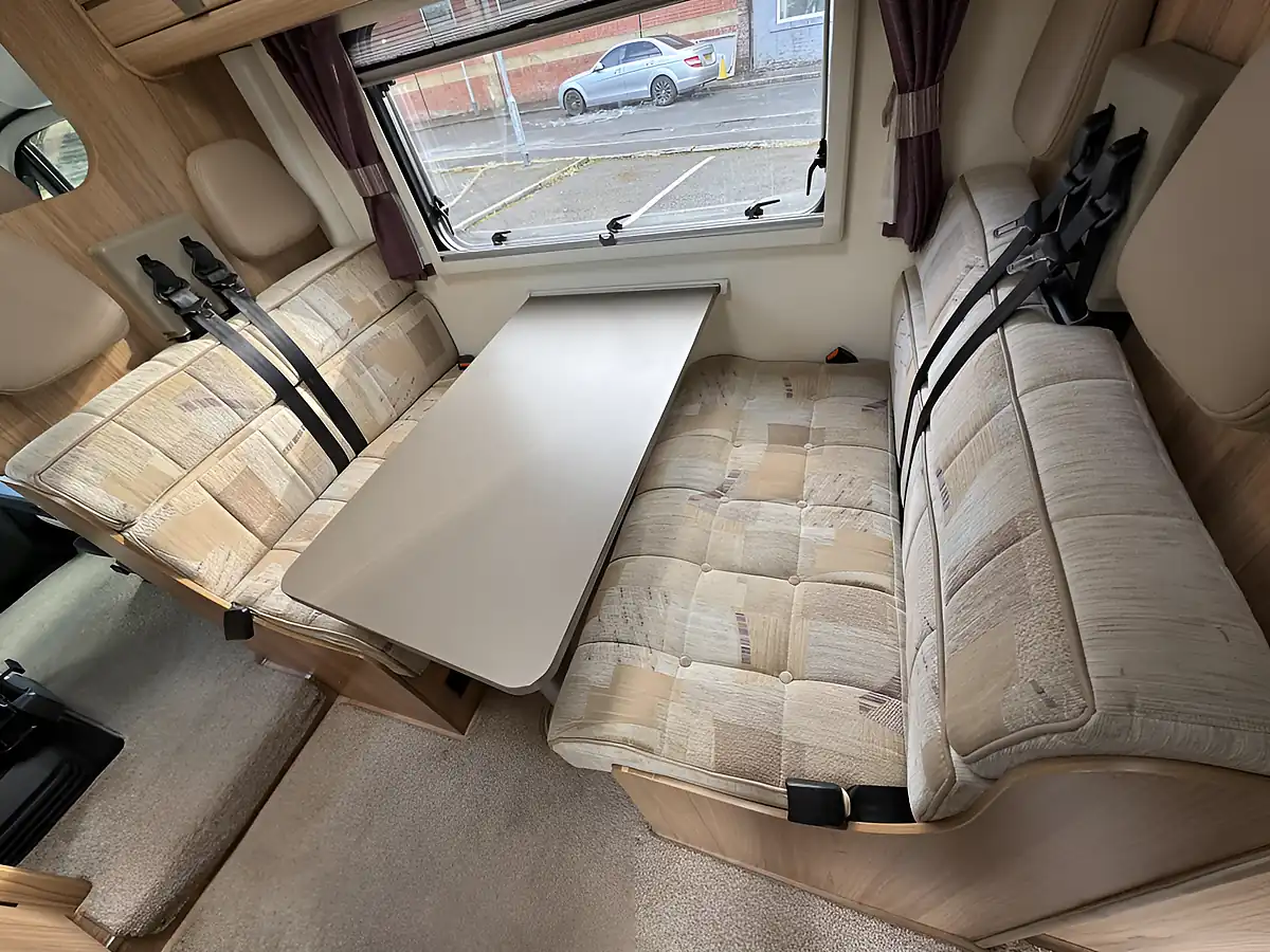 Used 2012 Peugeot 760 Hgv White - Interior and Exterior details 18
