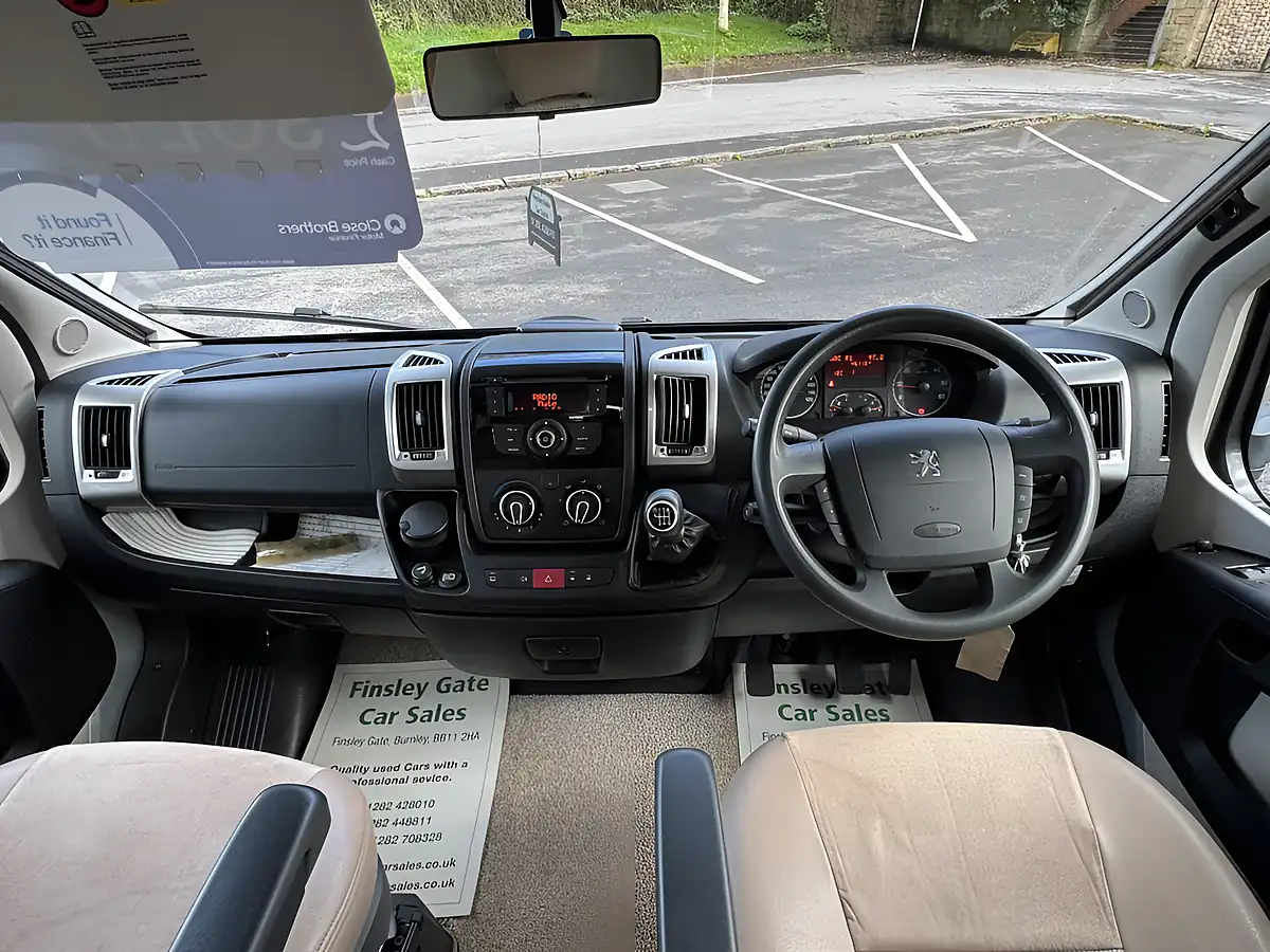 Used 2012 Peugeot 760 Hgv White - Interior and Exterior details 2