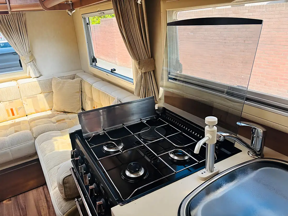 Used 2012 Peugeot Boxer 335 L2 Mwb C/C White - Interior and Exterior details 16