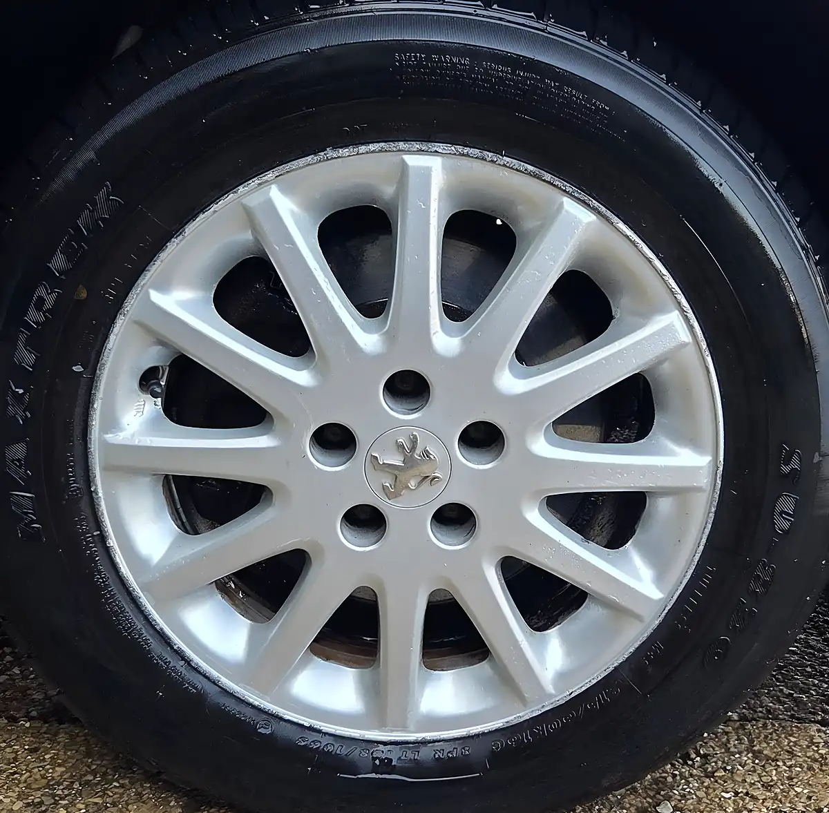 Used 2012 Peugeot Expert Tepee Comfort L2 Silver - Interior and Exterior details 10
