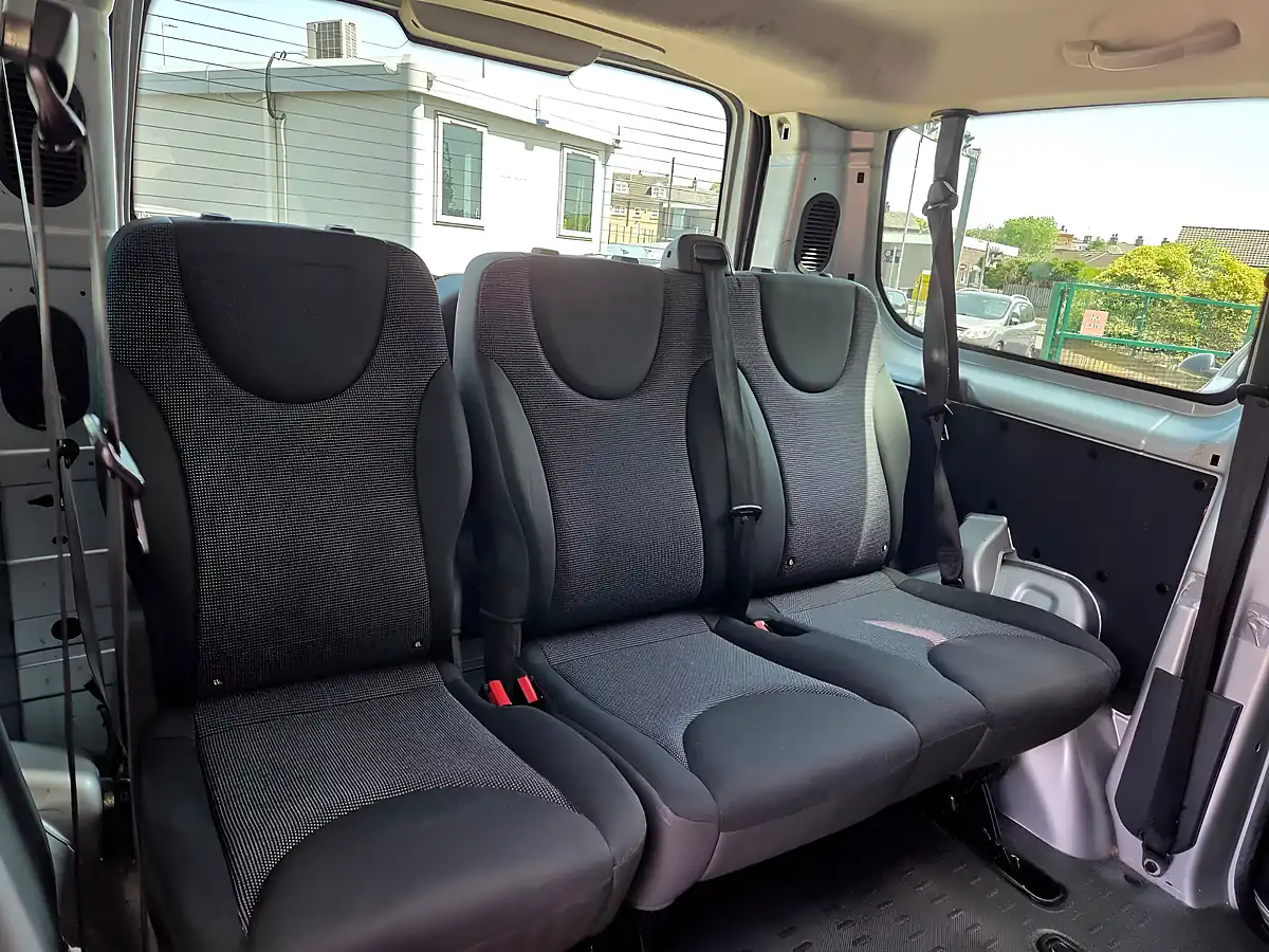 Used 2012 Peugeot Expert Tepee Comfort L2 Silver - Interior and Exterior details 15