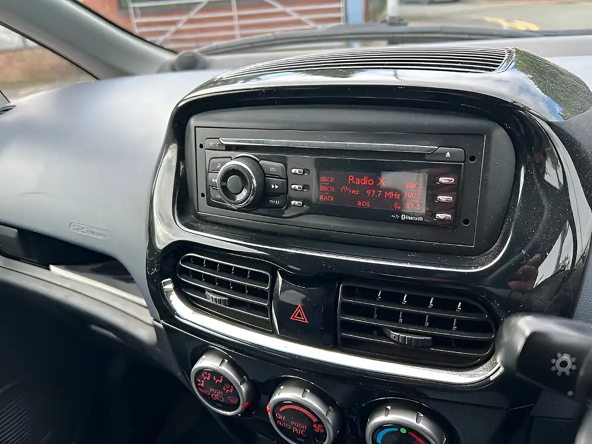 Used 2012 Peugeot Ion Hatchback Silver - Interior and Exterior details 17
