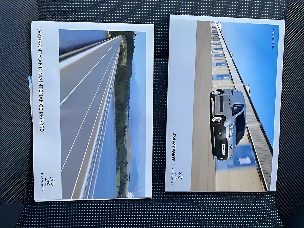 Used 2012 Peugeot Partner 850 S White - Interior and Exterior details 20