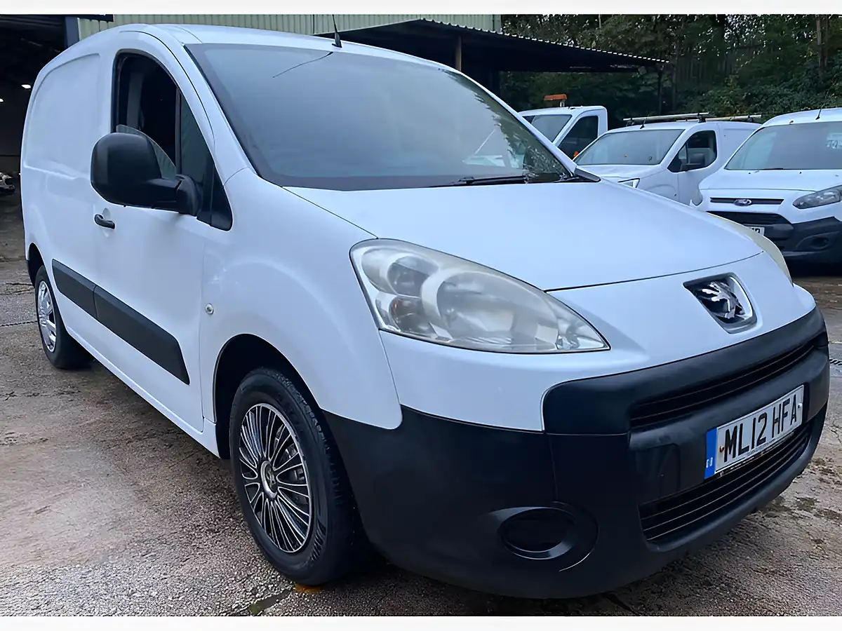 Used 2012 Peugeot Partner 850 S White - Interior and Exterior details 3