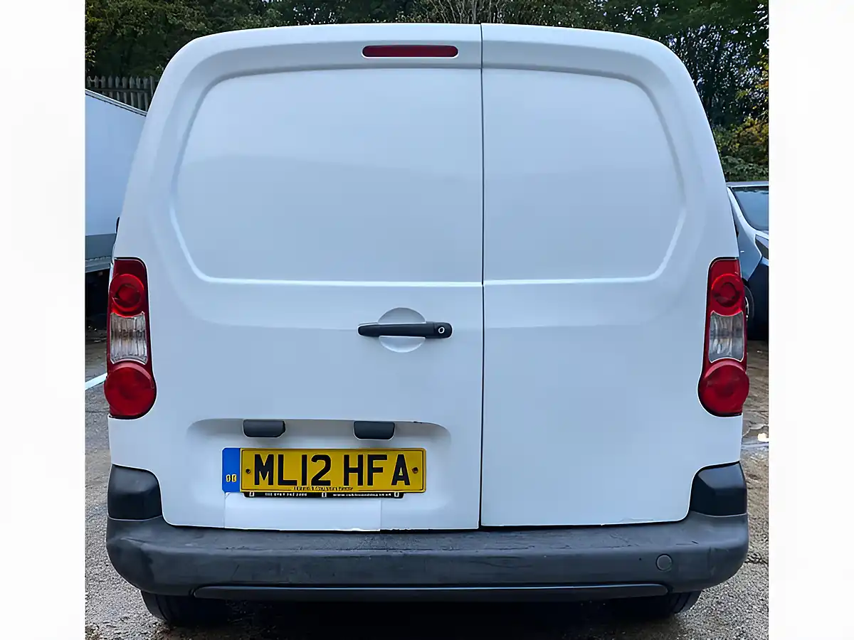 Used 2012 Peugeot Partner 850 S White - Interior and Exterior details 7