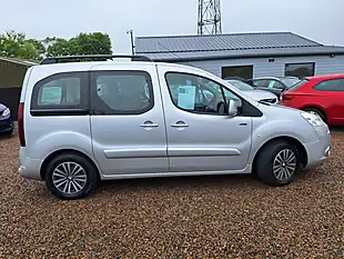 Used 2012 Peugeot Partner Tepee Tepee Family Silver - Interior and Exterior details 13