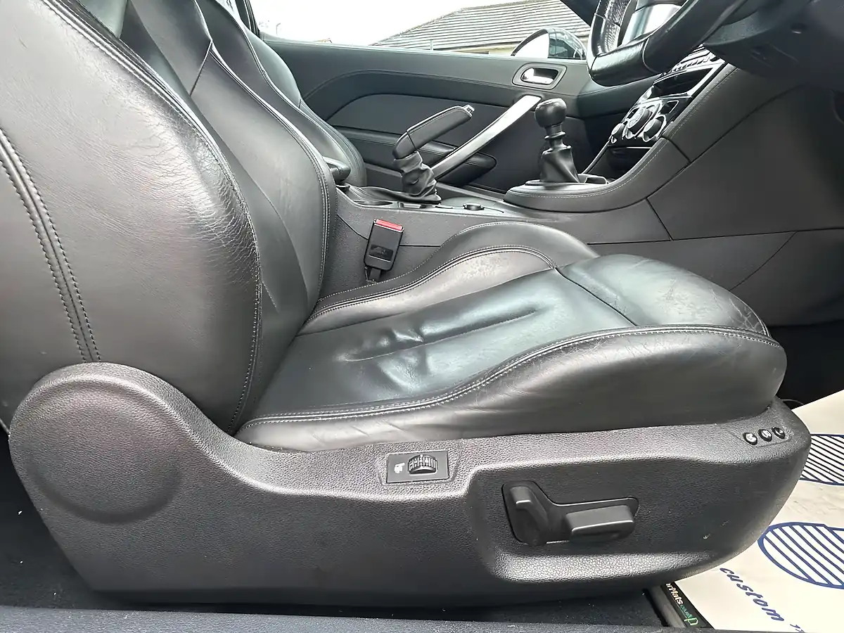 Used 2012 Peugeot Rcz GT Black - Interior and Exterior details 17