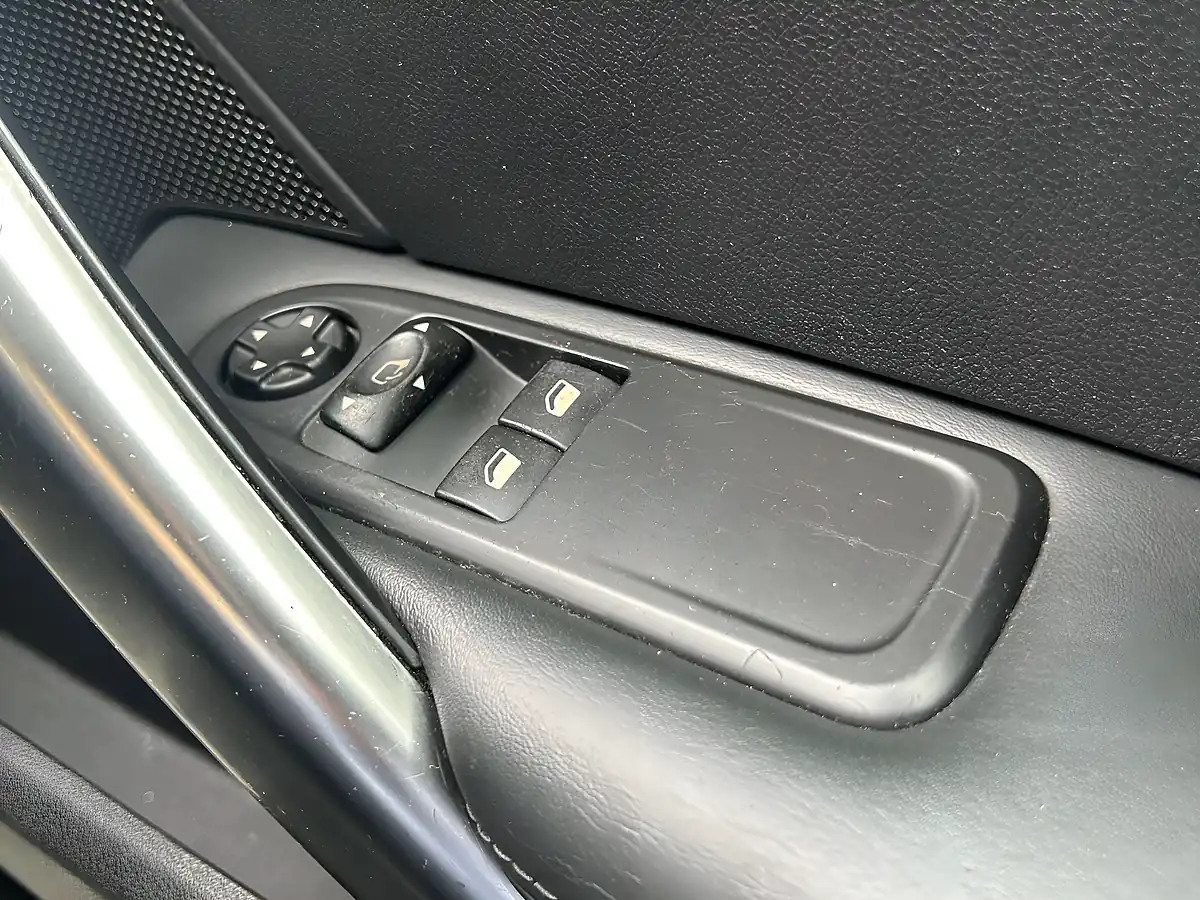 Used 2012 Peugeot Rcz GT Black - Interior and Exterior details 20