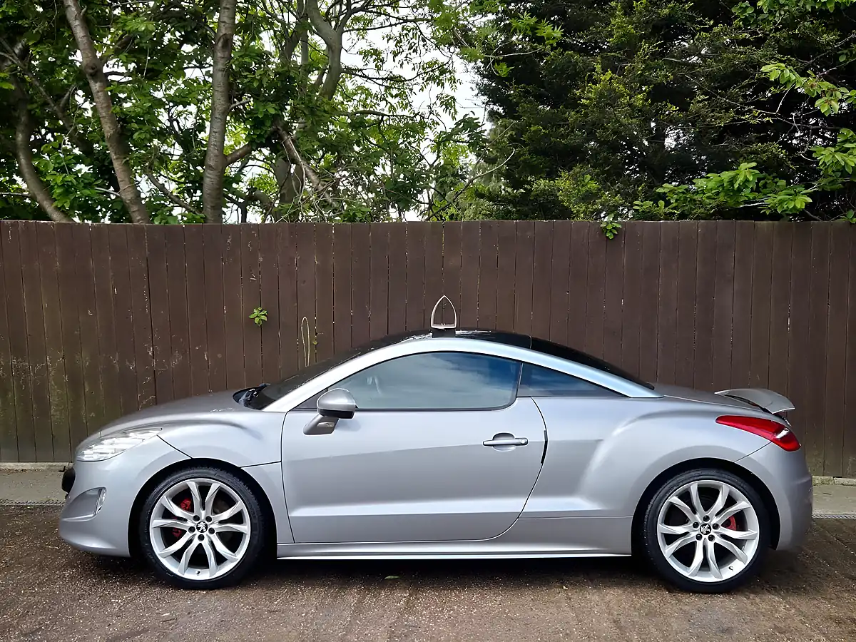 Used 2012 Peugeot Rcz GT Grey - Interior and Exterior details 4