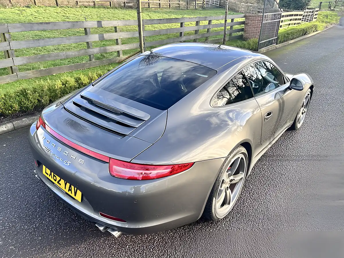 Used 2012 Porsche 911 Carrera 4S Grey - Interior and Exterior details 14