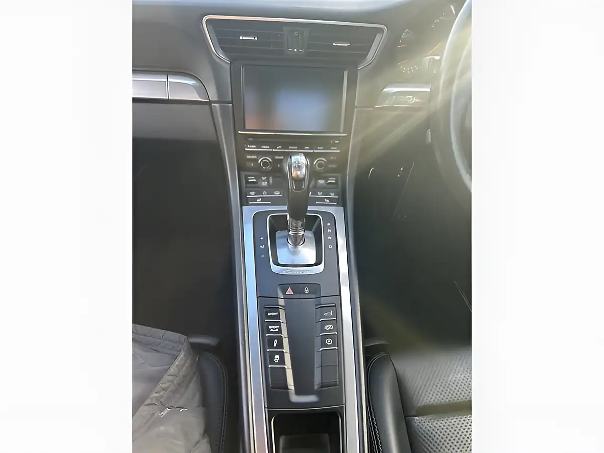 Used 2012 Porsche 911 Carrera 4S Grey - Interior and Exterior details 18