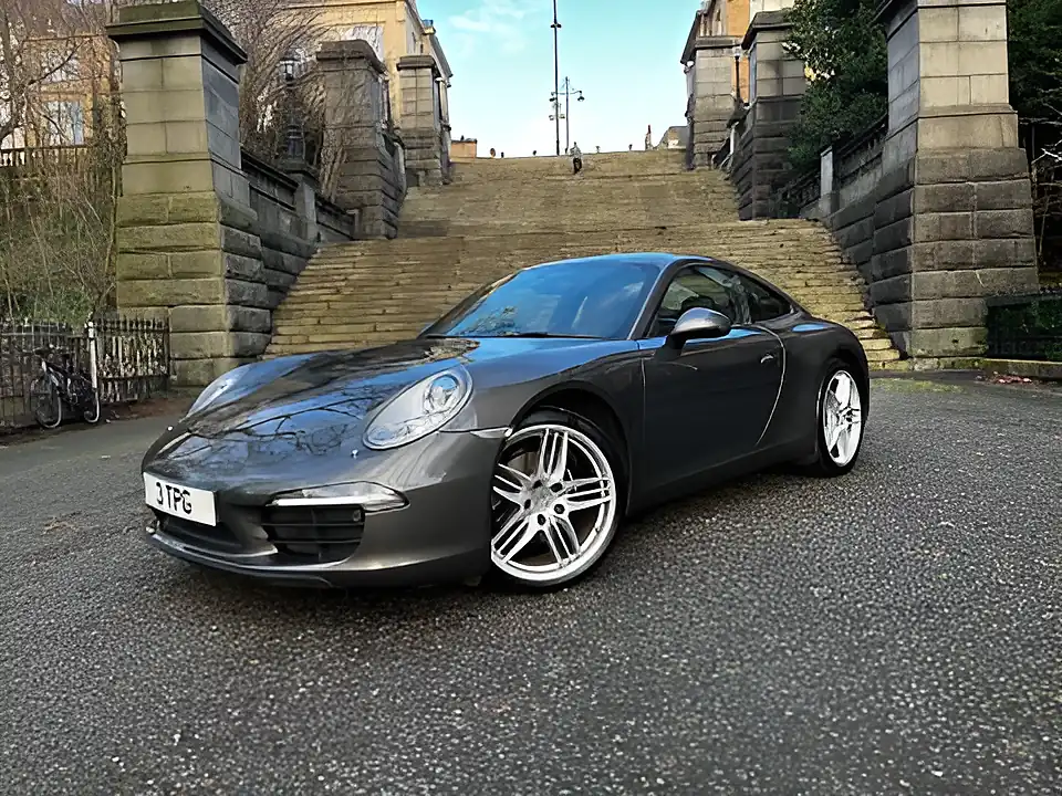 Used 2012 Porsche 911 Carrera Agate Grey - Interior and Exterior details 16
