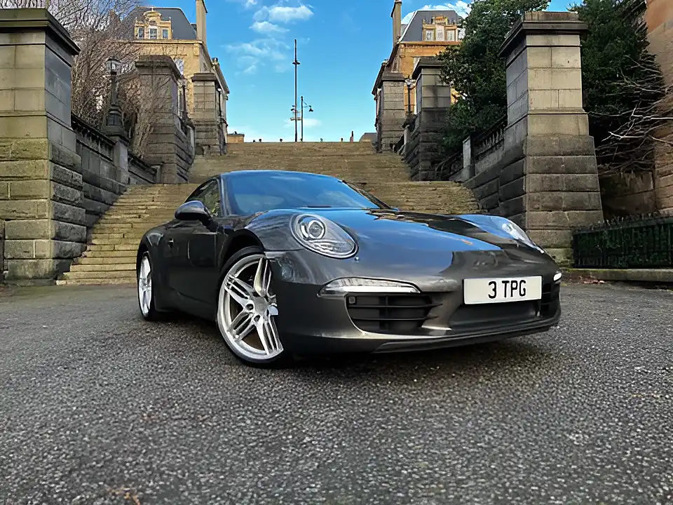 Used 2012 Porsche 911 Carrera Agate Grey - Interior and Exterior details 5