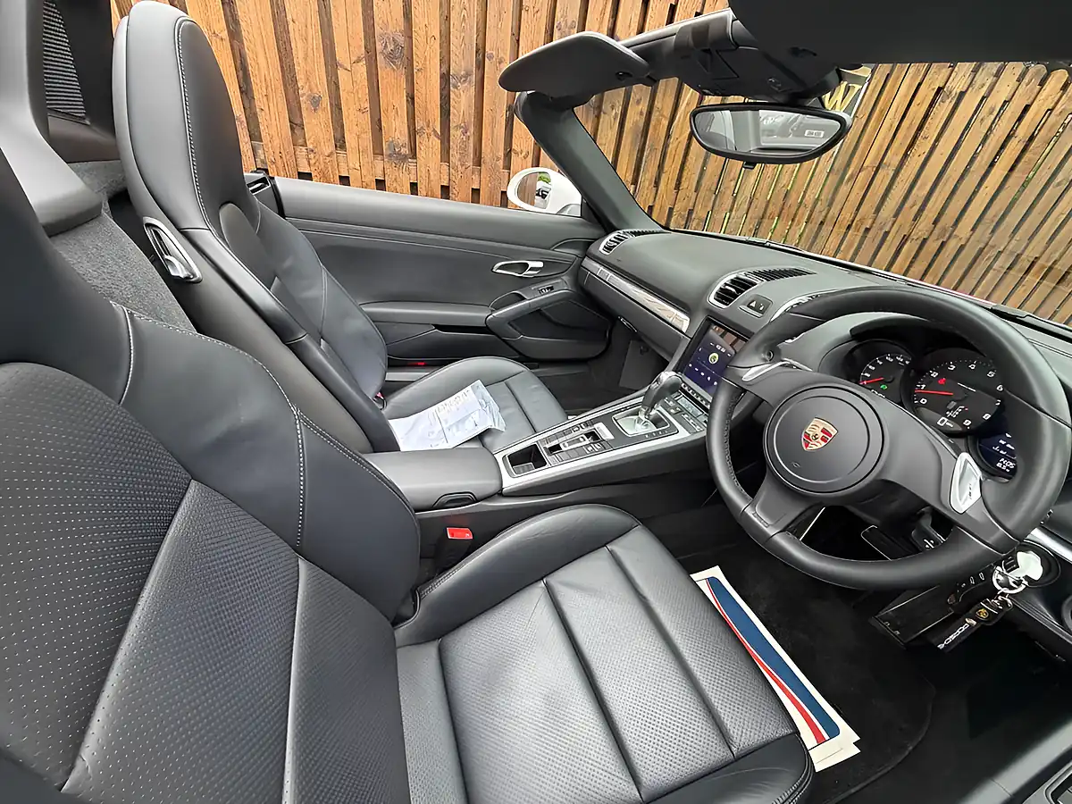 Used 2012 Porsche Boxster 981 Convertible White - Interior and Exterior details 14