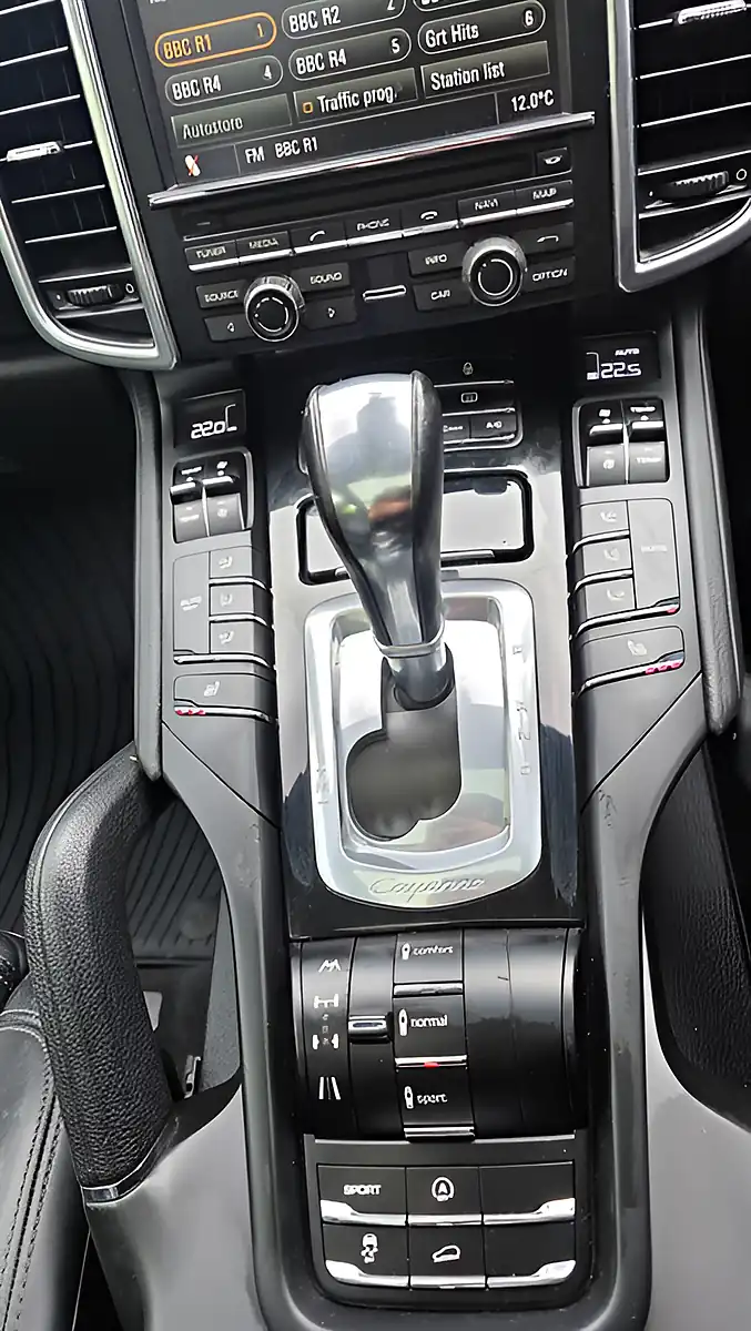 Used 2012 Porsche Cayenne Tiptronic 4WD Euro 5 Grey - Interior and Exterior details 12