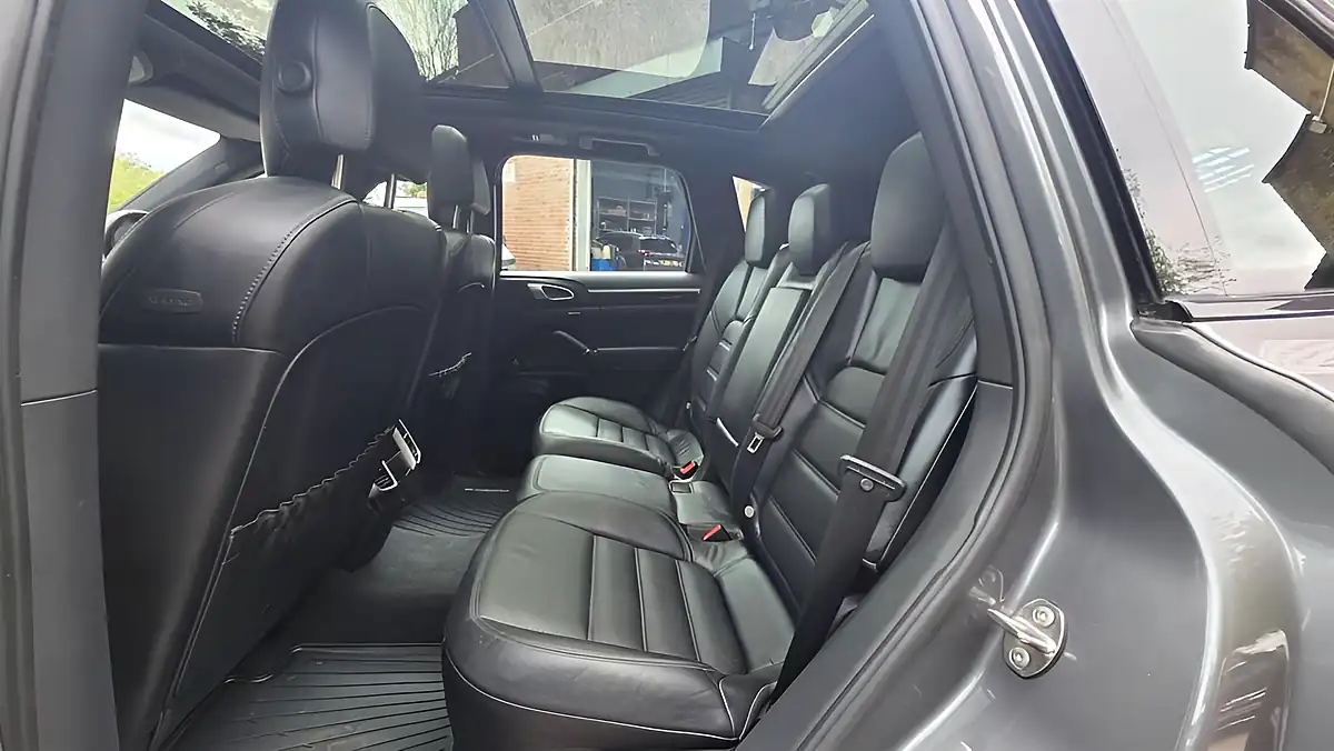 Used 2012 Porsche Cayenne Tiptronic 4WD Euro 5 Grey - Interior and Exterior details 14