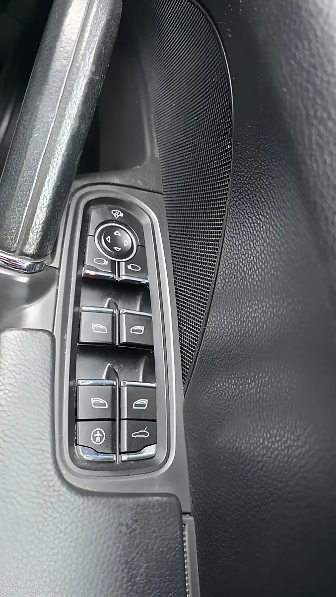 Used 2012 Porsche Cayenne Tiptronic 4WD Euro 5 Grey - Interior and Exterior details 19