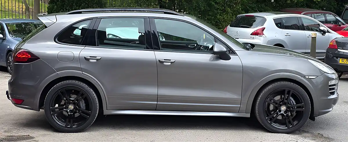 Used 2012 Porsche Cayenne Tiptronic 4WD Euro 5 Grey - Interior and Exterior details 7