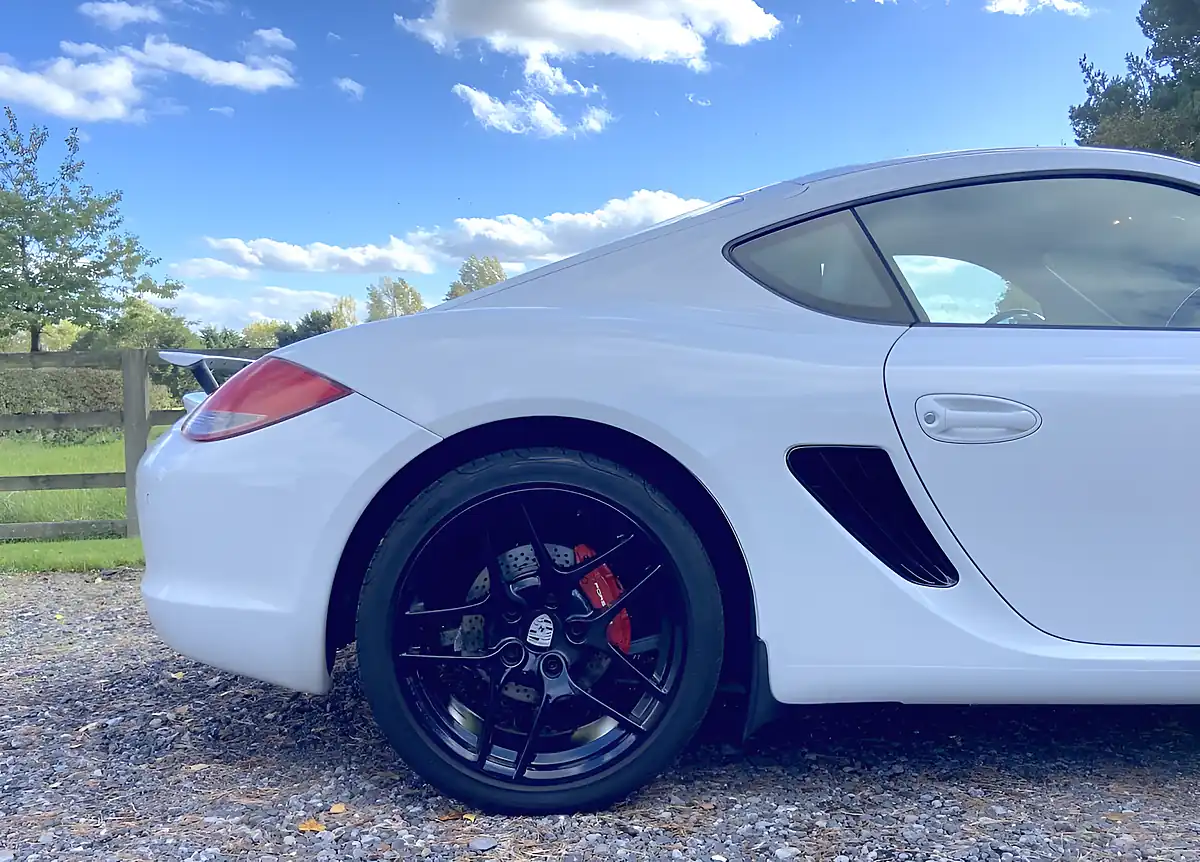 Used 2012 Porsche Cayman 987.2 - Interior and Exterior details 7