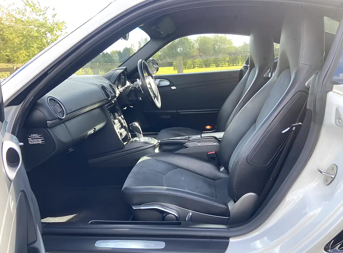 Used 2012 Porsche Cayman 987.2 - Interior and Exterior details 9