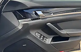 Used 2012 Porsche Panamera Tiptronics Black - Interior and Exterior details 10
