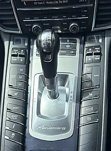 Used 2012 Porsche Panamera Tiptronics Black - Interior and Exterior details 11