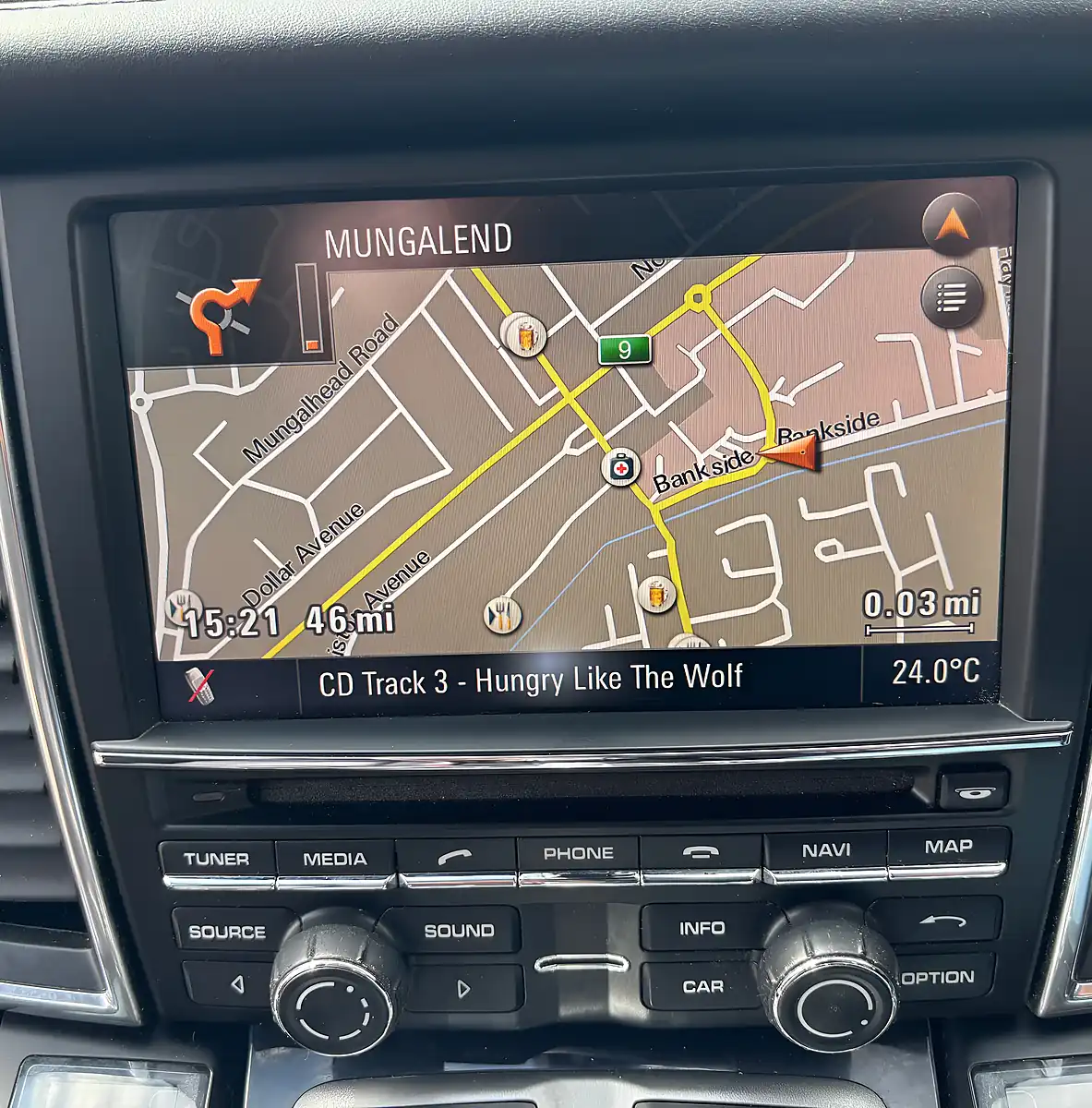 Used 2012 Porsche Panamera Tiptronics Black - Interior and Exterior details 15