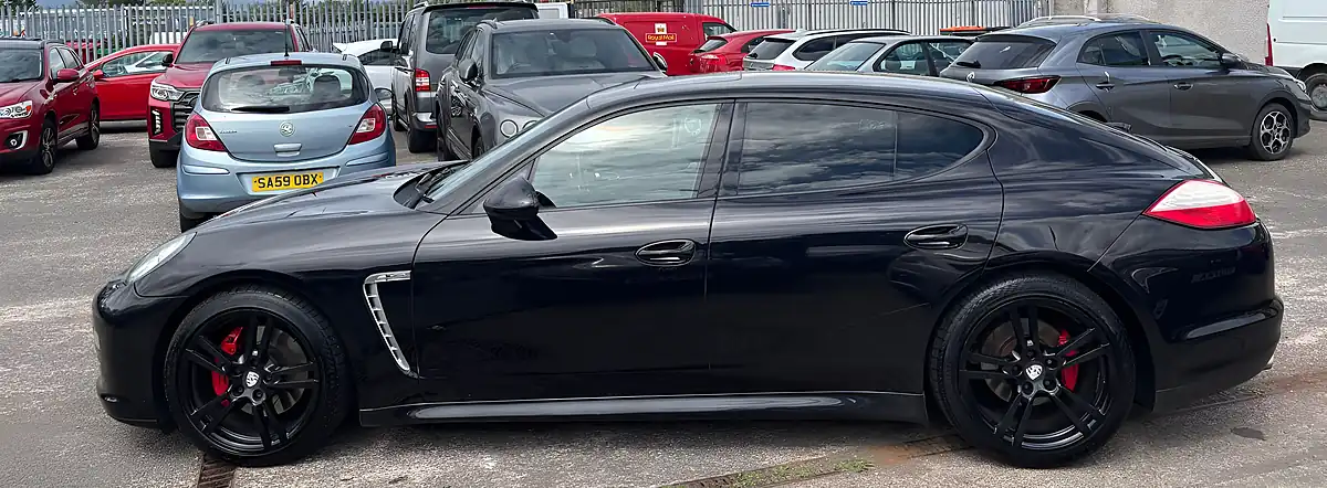Used 2012 Porsche Panamera Tiptronics Black - Interior and Exterior details 6