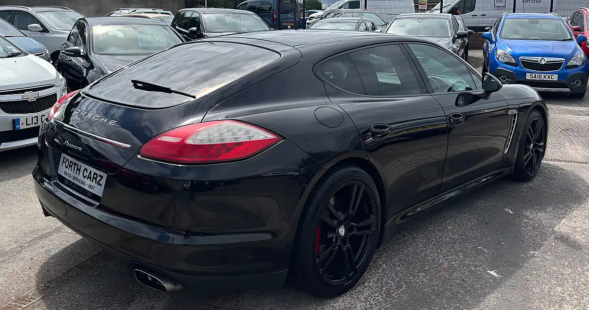 Used 2012 Porsche Panamera Tiptronics Black - Interior and Exterior details 7