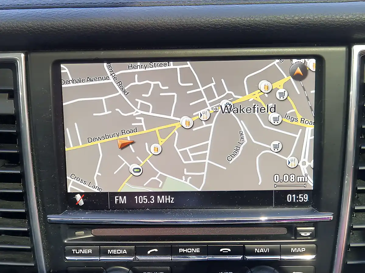 Used 2012 Porsche Panamera White - Interior and Exterior details 13